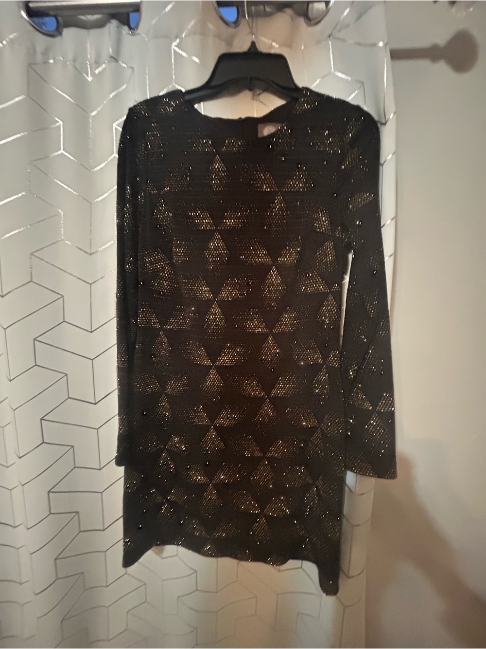 Vince Camuto  Black Long-Sleeve Metallic Geo Knit Dress